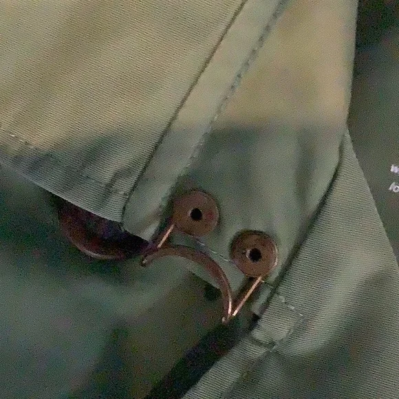 Gorgeous Green Trenchcoat - Picture 7 of 7